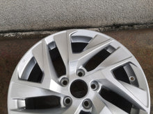 Load image into Gallery viewer, 1x Alufelge 17 Zoll 7.0" 5x114.3 45ET Honda Hrv Hr-V Crv Cr-V Rim Wheel FEL6205580080bg