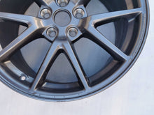 Laden Sie das Bild in den Galerie-Viewer, 1x Alufelge 18 Zoll 5x114.3 104426100A Tesla Model 3 Rim Wheel FEL4771162588bz