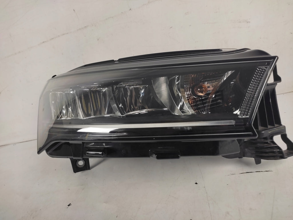 Frontscheinwerfer Skoda Enyaq 5LB941016 Rechts Scheinwerfer Headlight SCH3736549521tv