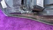 Laden Sie das Bild in den Galerie-Viewer, Frontscheinwerfer Skoda Octavia II 1ZL247052-05 Xenon Links Headlight SCH4062673443tj
