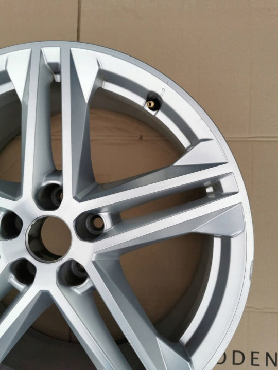 1x Alufelge 19 Zoll 80A601025G Audi Q5 Rim Wheel FEL8602310255zt