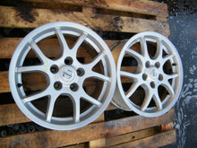 Laden Sie das Bild in den Galerie-Viewer, 1x Alufelge 16 Zoll 6.5" 5x114.3 40ET Glanz Schwarz Nissan Qashqai Primera P12 FEL9397804551ds