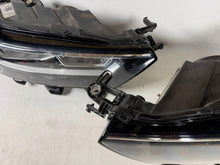 Load image into Gallery viewer, Frontscheinwerfer VW T-Roc 2GA941005B 90136432 Ein Stück (Rechts oder Links) SCH2804386622rr