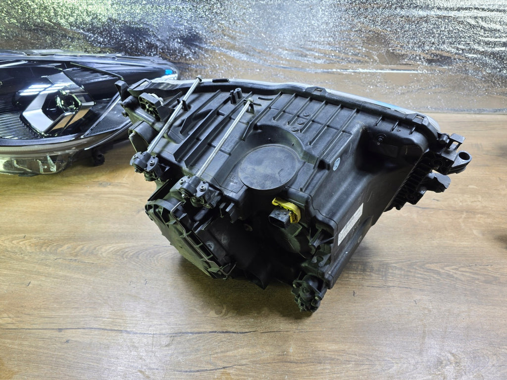 Frontscheinwerfer Mercedes-Benz A9608202639 Links Scheinwerfer Headlight SCH4392205325ai