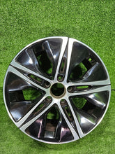 Laden Sie das Bild in den Galerie-Viewer, 1x Alufelge 17 Zoll 7.0" 5x112 A2054019000 Mercedes-Benz W205 A205 Rim Wheel FEL1115044577ul