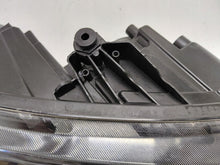Laden Sie das Bild in den Galerie-Viewer, Frontscheinwerfer Skoda Fabia III 6VB941016B Rechts Scheinwerfer Headlight SCH9657402519hf