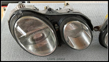 Laden Sie das Bild in den Galerie-Viewer, Frontscheinwerfer Mercedes-Benz A2158200161 A2158200261 Xenon Ein Satz Headlight SCH3396051943vd