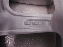 Laden Sie das Bild in den Galerie-Viewer, 1x Alufelge 17 Zoll 6.0&quot; 5x114.3 50ET 93459465 Opel Vivaro Trafic Rim Wheel