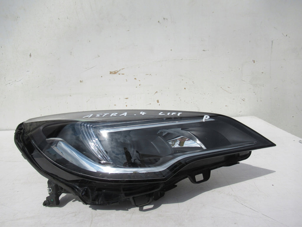 Frontscheinwerfer Opel Astra 39047199 LED Rechts Scheinwerfer Headlight