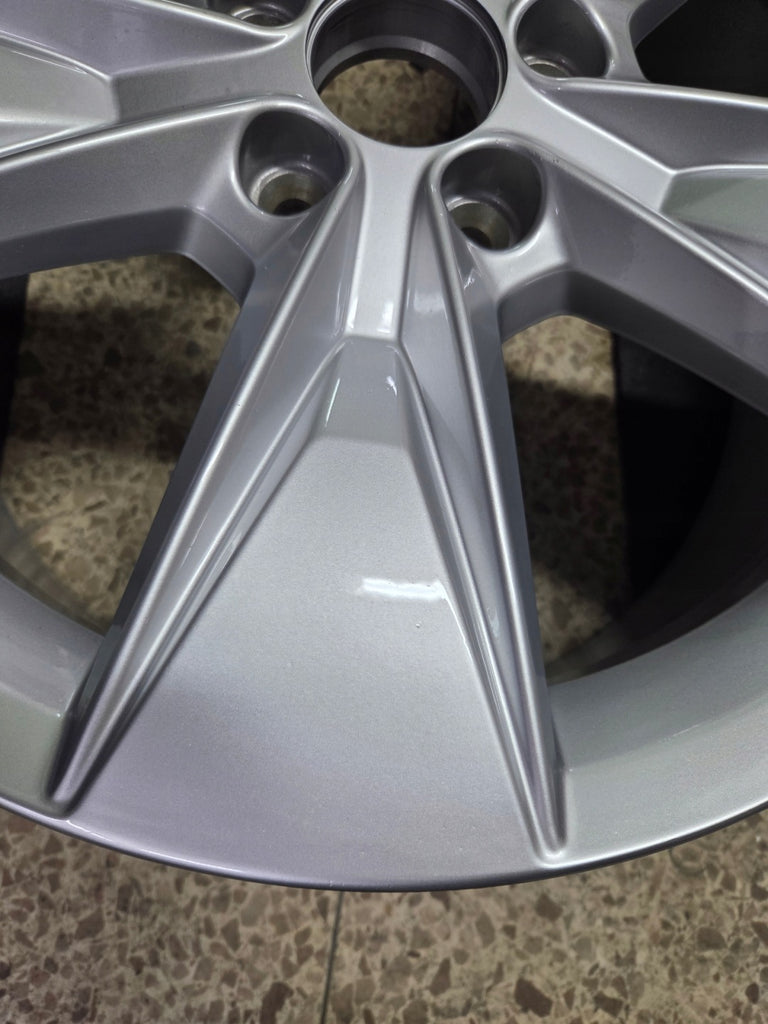 1x Alufelge 18 Zoll 7.5" 5x108 50 5ET Matt Silber 32271574 Volvo V60 I S60 FEL1110876766ib