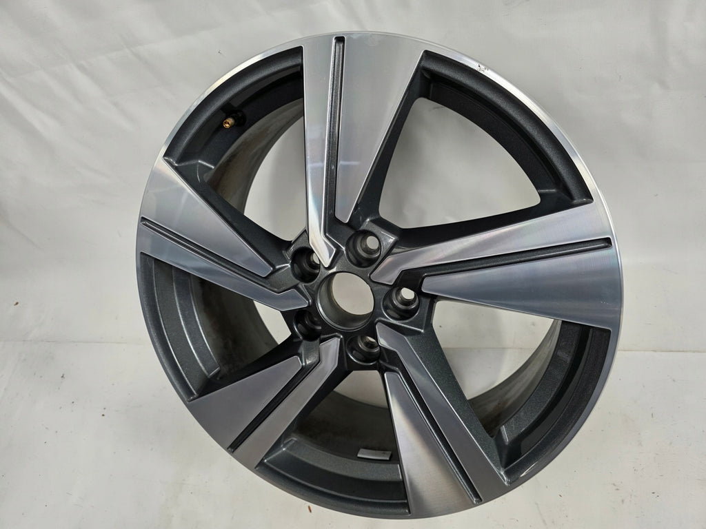 1x Alufelge 18 Zoll 7.0" 5x112 45ET Glanz Graphit 81A601025G Audi Q2 Mg FEL1272449435zs