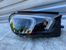 Laden Sie das Bild in den Galerie-Viewer, Frontscheinwerfer Mercedes-Benz Gle A1679065806 LED Rechts Headlight