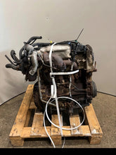 Load image into Gallery viewer, Motor Ford Transit P8FA P8FB 2.2 TDCI 85PS 63kW 190TKm 2010 Diesel Komplett MOT4086100034wm