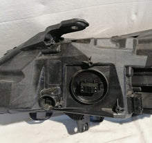 Laden Sie das Bild in den Galerie-Viewer, Frontscheinwerfer Opel Astra 39055746 LED Rechts Scheinwerfer Headlight