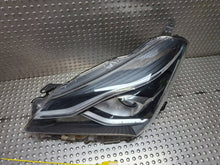 Laden Sie das Bild in den Galerie-Viewer, Frontscheinwerfer Toyota Yaris S25165905 Links Scheinwerfer Headlight SCH9834960112nd