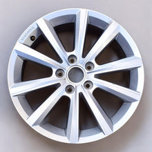 Load image into Gallery viewer, 1x Alufelge 17 Zoll 7.0&quot; 5x112 45ET Glanz Silber 2GA601025 VW T-Roc Rim Wheel