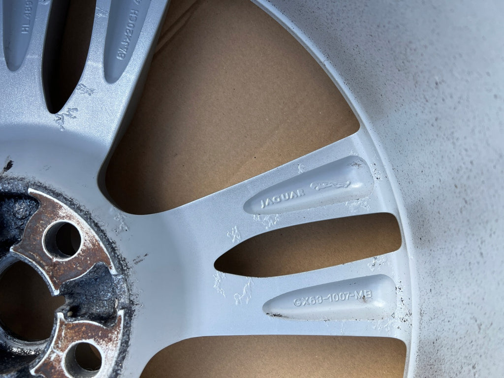 1x Alufelge 20 Zoll 8.5" 5x108 49ET GX63-1007-MB Jaguar Rim Wheel