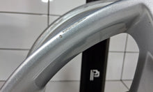 Laden Sie das Bild in den Galerie-Viewer, 1x Alufelge 18 Zoll 7.0" 5x112 22ET Glanz Silber 6876918 BMW G01 Rim Wheel FEL2461457191yr