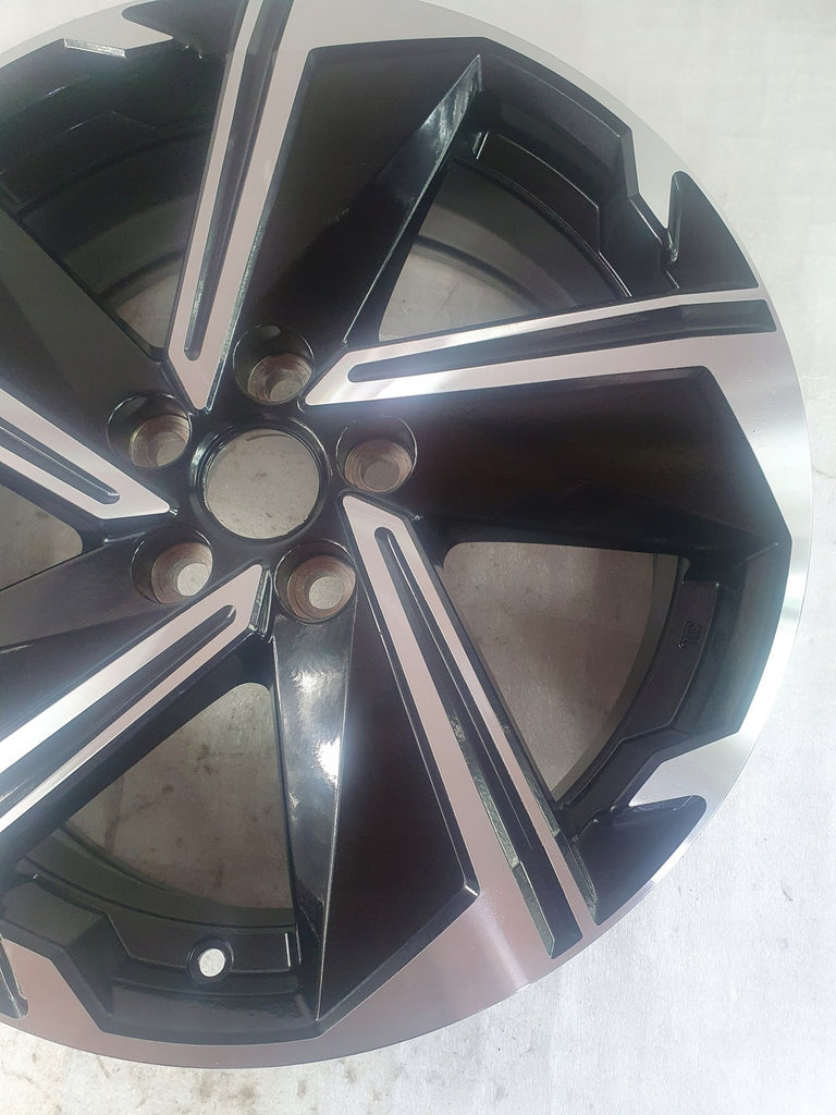 1x Alufelge 18 Zoll 7.0" 5x114.3 38ET Mitsubishi Outlander Eclipse Cross