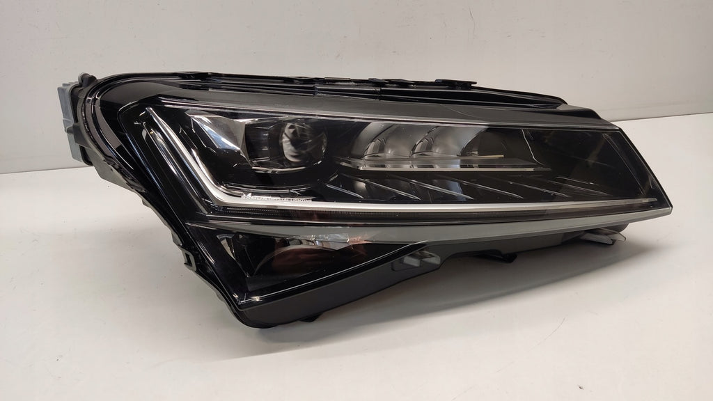 Frontscheinwerfer Skoda Superb III 3V1941016D LED Rechts Scheinwerfer Headlight
