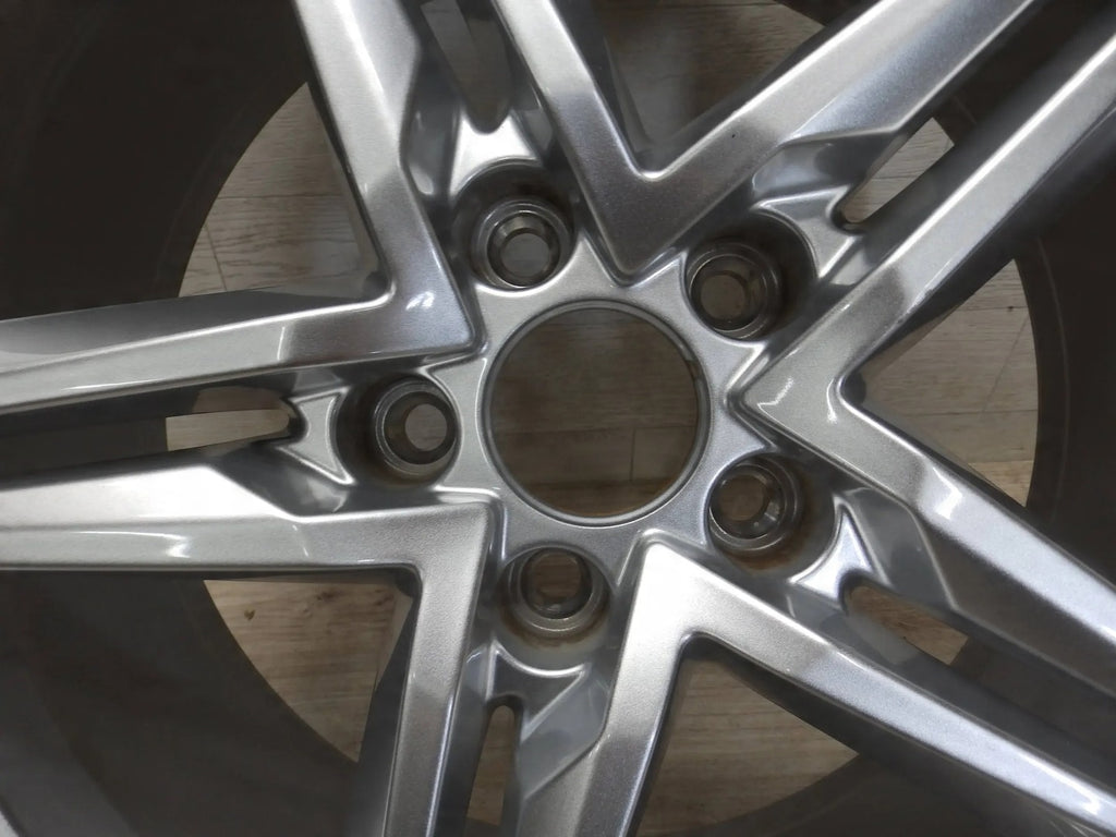 1x Alufelge 18 Zoll 8.0" 5x112 40ET 8W0701025HM Audi A4 B9 Rim Wheel