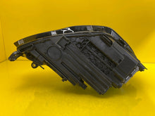 Laden Sie das Bild in den Galerie-Viewer, Frontscheinwerfer VW Tiguan 571941035C LED Links Scheinwerfer Headlight SCH1611447234qx
