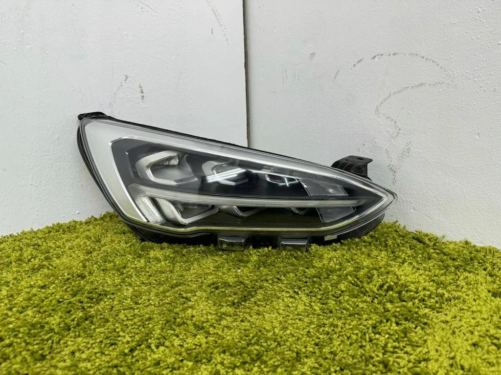 Frontscheinwerfer Ford Focus TRM204 LED Rechts Scheinwerfer Headlight