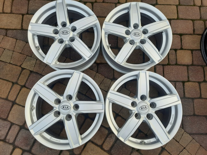 4x Alufelge 16 Zoll 6.5" 5x114.3 31 5ET KBA49165 Kia Sportage Rim Wheel FEL4544341289ft