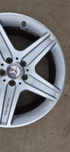 Load image into Gallery viewer, 1x Alufelge 19 Zoll 8.5" 5x112 52ET Glanz Silber A2044010904 Mercedes-Benz W204 FEL5540490413ps