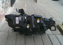 Load image into Gallery viewer, Frontscheinwerfer VW I 10B941005C Links Scheinwerfer Headlight SCH1599093582ek