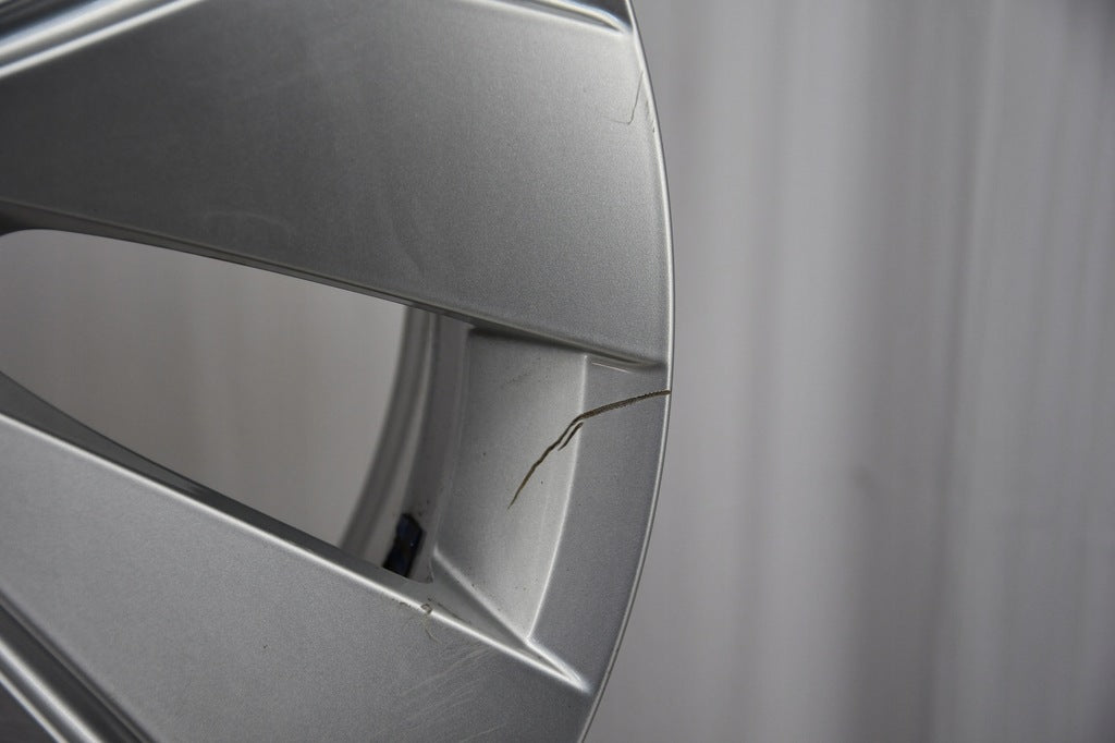 4x Alufelge 17 Zoll 6.5" 5x112 46ET Glanz Silber 5H0601025B VW Golf Viii FEL3509042914jr