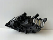 Load image into Gallery viewer, Frontscheinwerfer VW T7 7T1941082E Rechts Scheinwerfer Headlight SCH8555920428mr