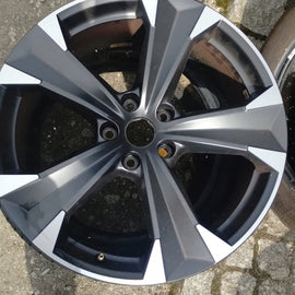 1x Alufelge 19 Zoll 8.0