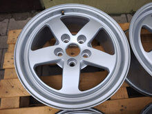 Laden Sie das Bild in den Galerie-Viewer, 4x Alufelge 16 Zoll 7.0" 5x112 35ET Glanz Silber 8W0601025 Audi C6 A4 B9 FEL3003900465wy