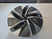 Laden Sie das Bild in den Galerie-Viewer, 1x Alufelge 19 Zoll 5x112 11A601025M VW Id.4 Rim Wheel FEL5565818233oo