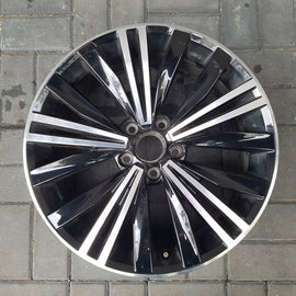 1x Alufelge 18 Zoll 7.0