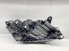 Laden Sie das Bild in den Galerie-Viewer, Frontscheinwerfer Skoda Enyaq 5LB941015 LED Links Scheinwerfer Headlight