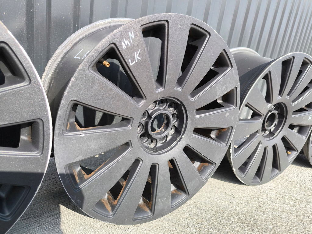 4x Alufelge 18 Zoll 8.0" 5x112 45ET Glanz Silber Audi A4 A3 Rim Wheel