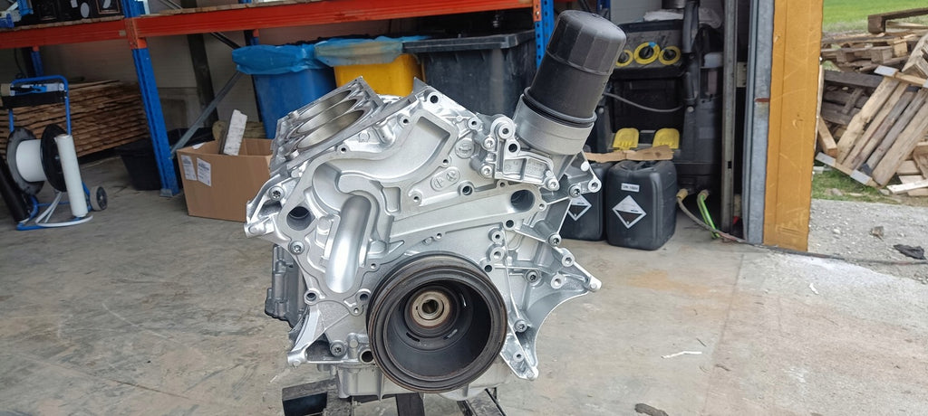 Motor Mercedes-Benz 276952 3.5 Benzin Engine Unkomplett Überholt