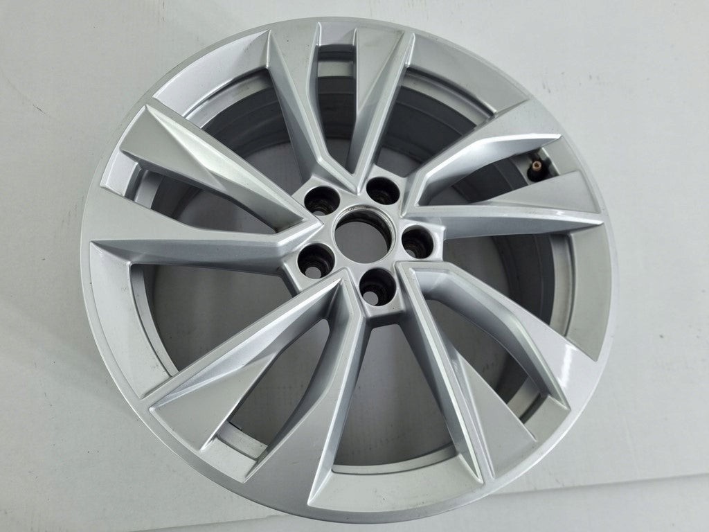 1x Alufelge 17 Zoll 6.5" 5x100 40ET Glanz Silber 657601025AK Skoda Scala Kamiq I FEL6471751590bh