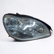 Laden Sie das Bild in den Galerie-Viewer, Frontscheinwerfer Mercedes-Benz W220 Xenon Rechts Scheinwerfer Headlight