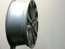 Laden Sie das Bild in den Galerie-Viewer, 1x Alufelge 18 Zoll 7.0&quot; 5x112 43ET Glanz Silber 83A601025G Audi Rim Wheel