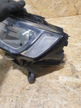 Laden Sie das Bild in den Galerie-Viewer, Frontscheinwerfer Jeep Grand Cherokee Wk2 68144709AF Links Headlight SCH2734240166eh