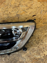 Laden Sie das Bild in den Galerie-Viewer, Frontscheinwerfer Renault Megane IV 260603157R LED Links Scheinwerfer Headlight SCH9630747947tp