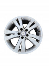 Load image into Gallery viewer, 1x Alufelge 17 Zoll 7.5" 5x112 47ET Glanz Silber A2044010402 Mercedes-Benz FEL6167874392ml