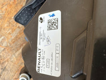 Laden Sie das Bild in den Galerie-Viewer, Frontscheinwerfer Dacia Sandero III Logan 260101940R Full LED Rechts Headlight