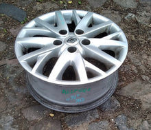 Load image into Gallery viewer, 1x Alufelge 16 Zoll 6.5" 5x114.3 47ET Silber 403000606R Renault Fluence FEL3897430467fv