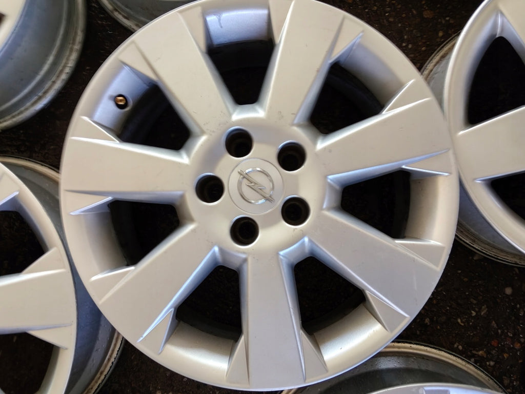 4x Alufelge 17 Zoll 7.0" 5x110 41ET Glanz Silber 24431911 Opel Rim Wheel FEL8597178812ni
