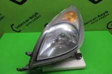 Laden Sie das Bild in den Galerie-Viewer, Frontscheinwerfer Toyota Yaris Verso Links Scheinwerfer Headlight SCH1166758237ou