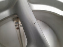 Load image into Gallery viewer, 1x Alufelge 17 Zoll 6.5" 5x130 55ET Glanz Silber 98736212205 Porsche Rim Wheel FEL1976137339ho